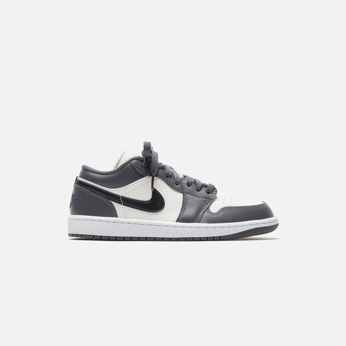 Jordan WMNS Air Jordan 1 Low - Sail / Off Noir / Dark Grey / White
