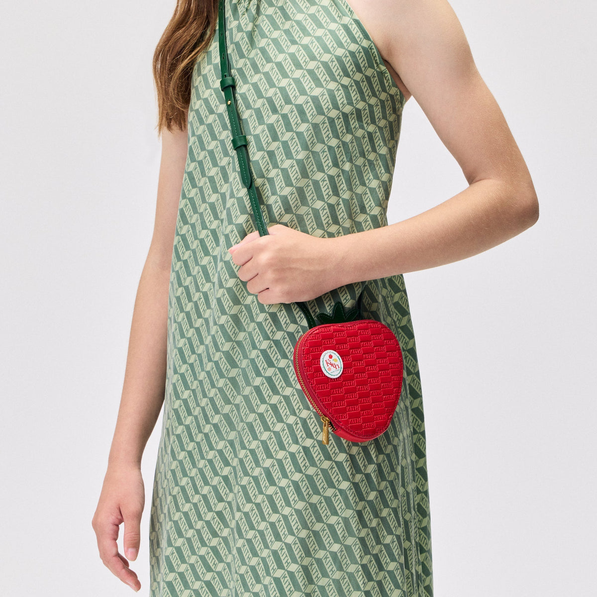 Kith Kids Strawberry Crossbody Pouch - Dalle
