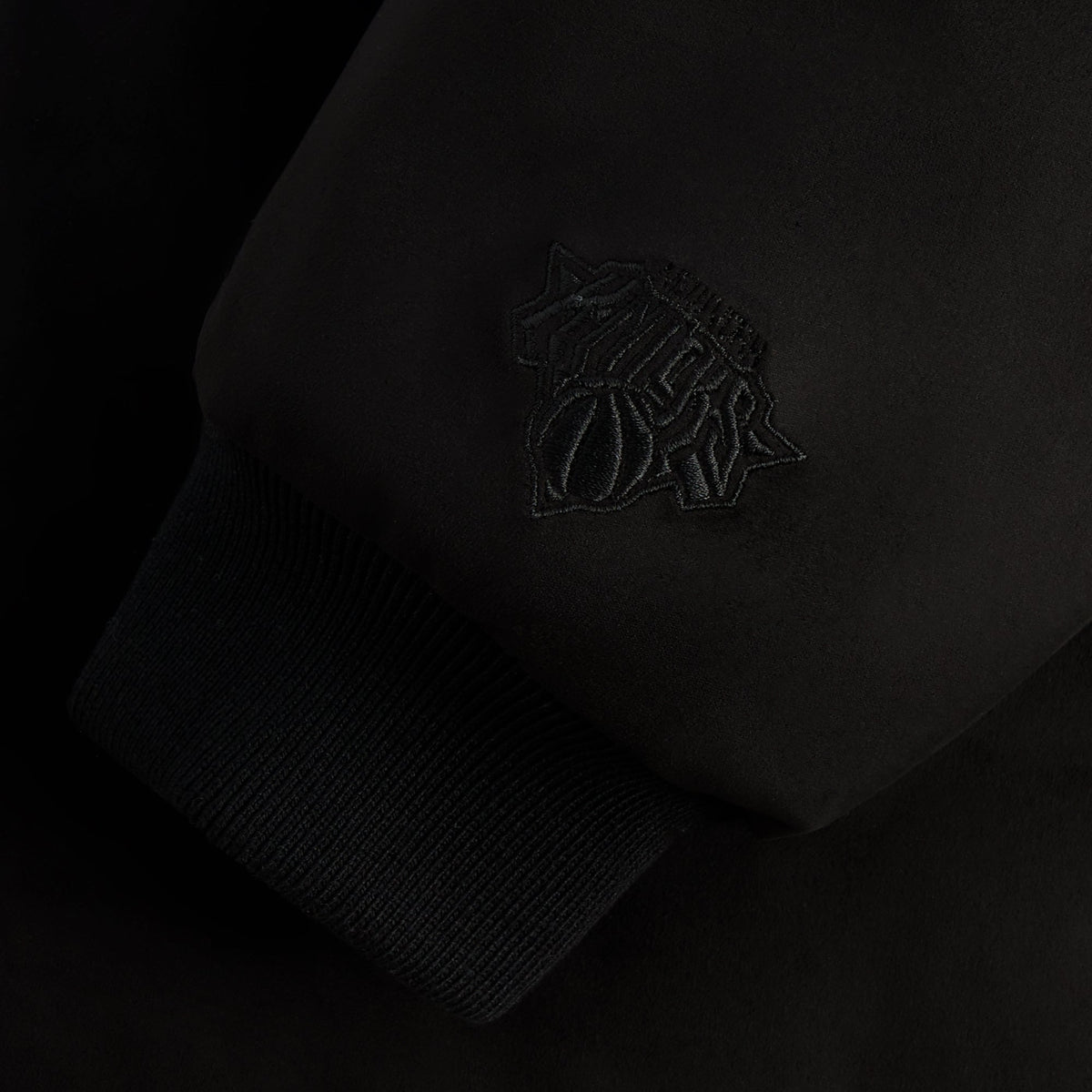Kith for the New York Knicks Tonal Microsuede Cropped Braxton Hoodie - Black