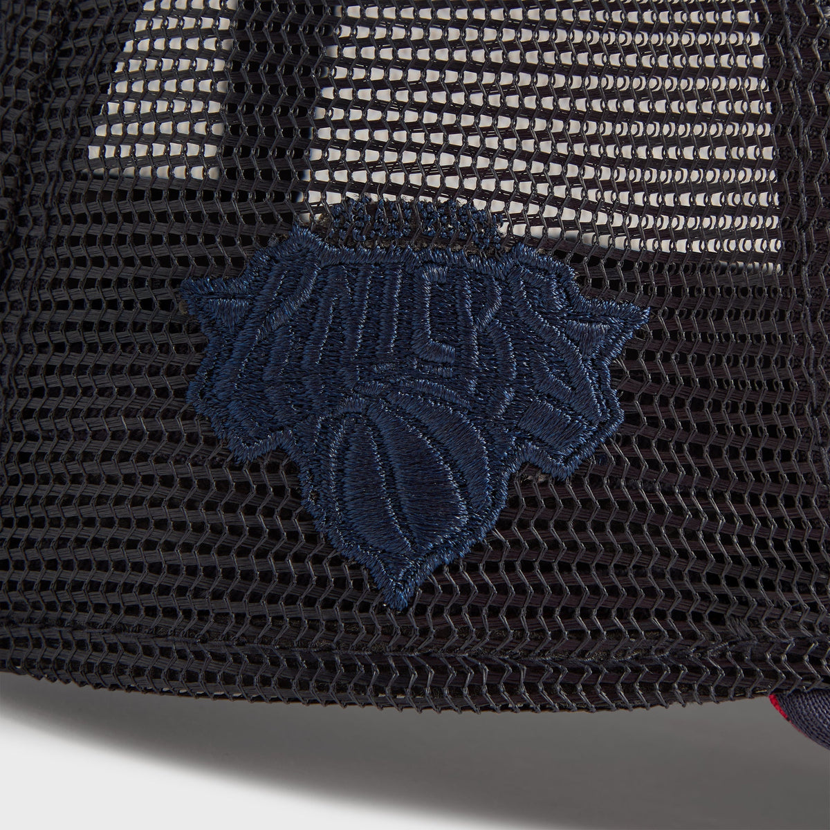 Kith & New Era for the New York Knicks 9FORTY Trucker Snapback - Nocturnal