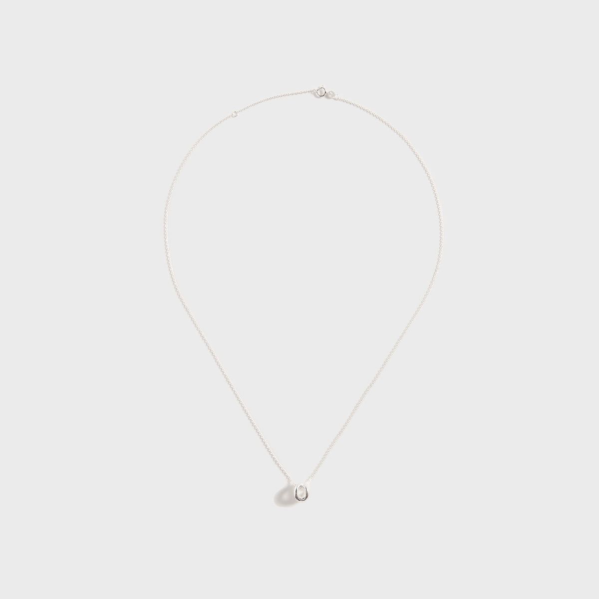 Le Gramme 3g Polished Sterling Silver Entrelacs Pendant And Chain Necklace - Silver