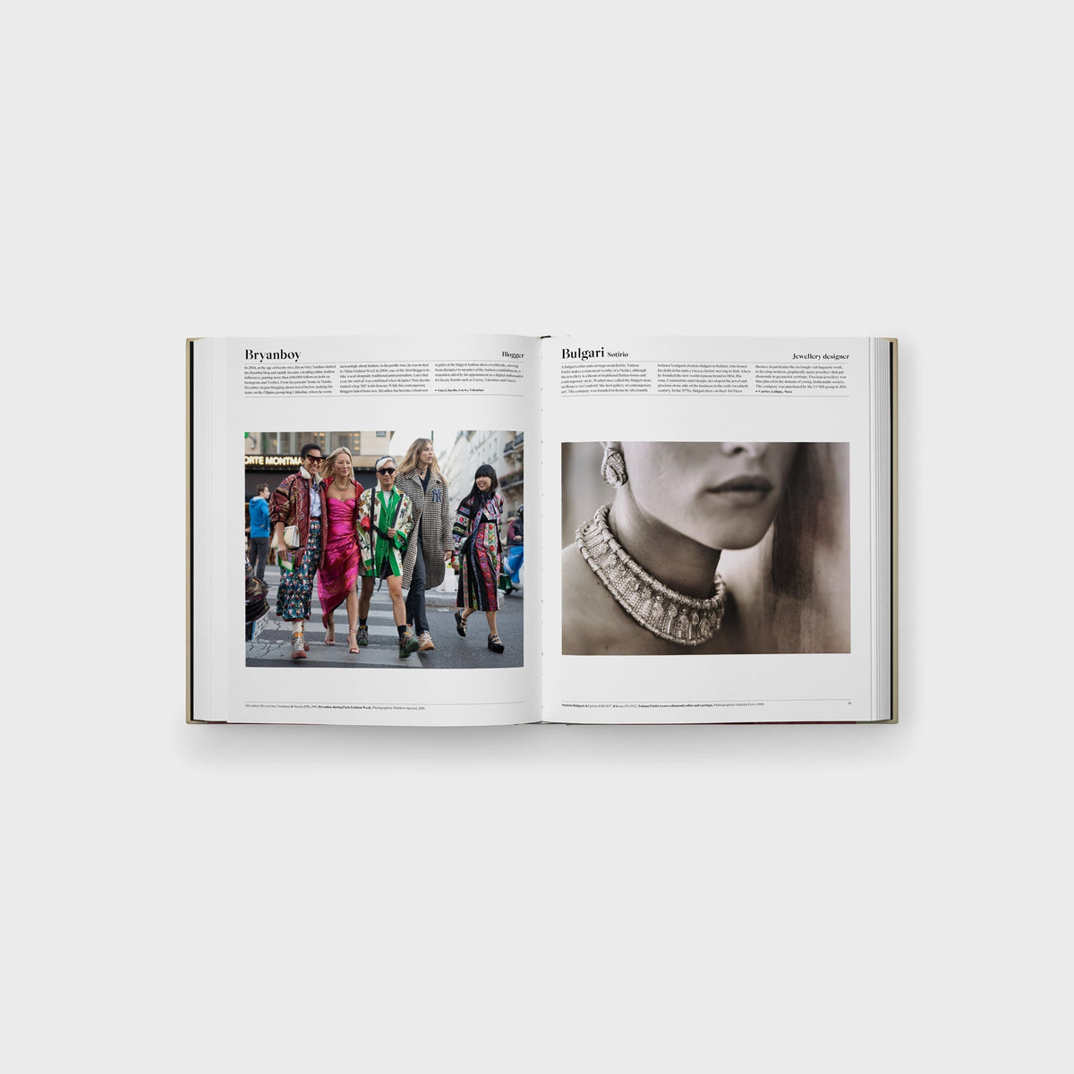PHAIDON The Fashion Book